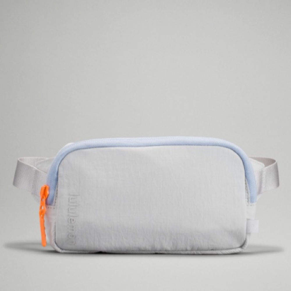 Lululemon Mini Belt Bag